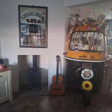 By The Sea, Home From Home Sleeps 6 Milford on Sea Ngoại thất bức ảnh