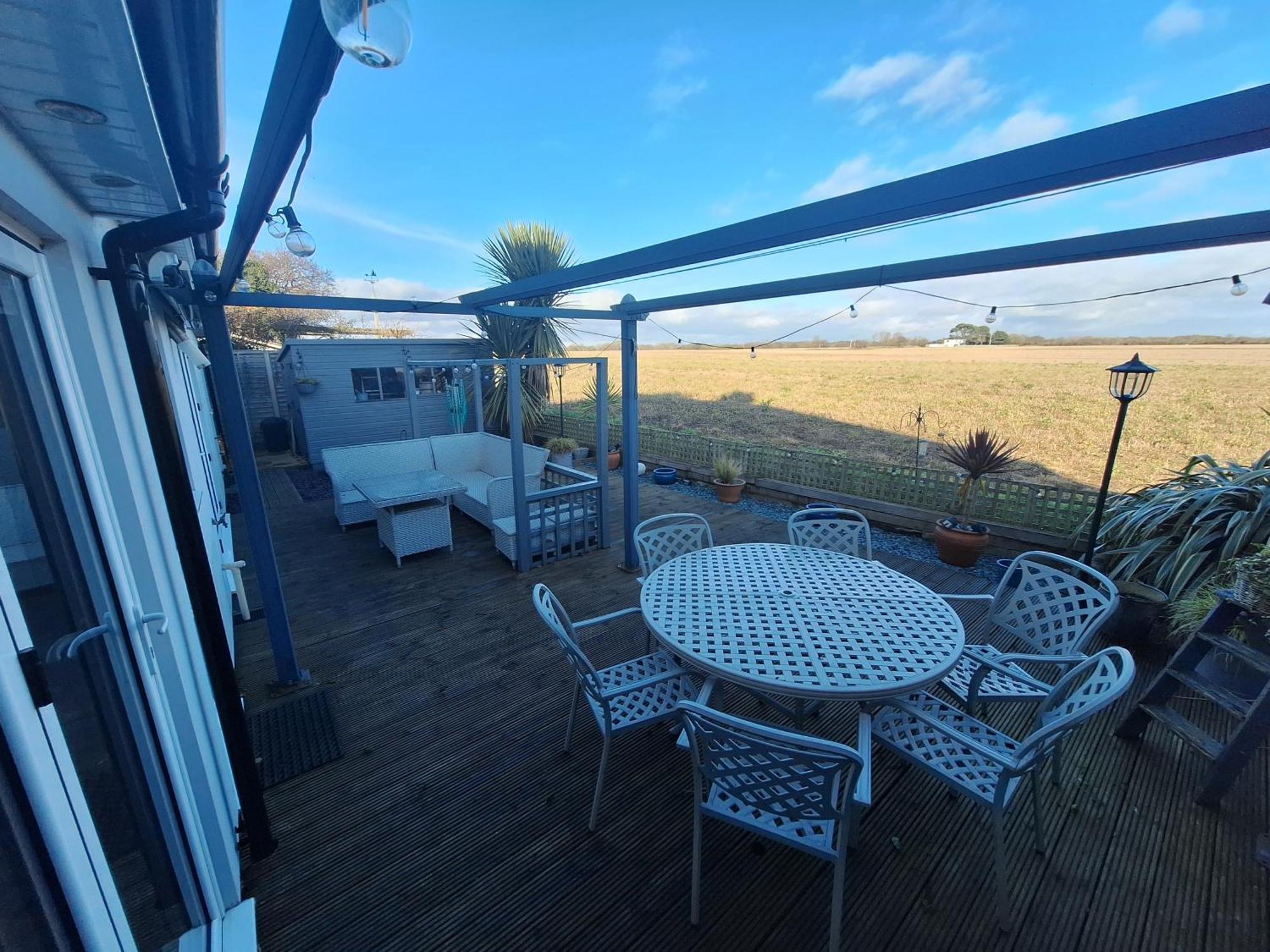 By The Sea, Home From Home Sleeps 6 Milford on Sea Ngoại thất bức ảnh